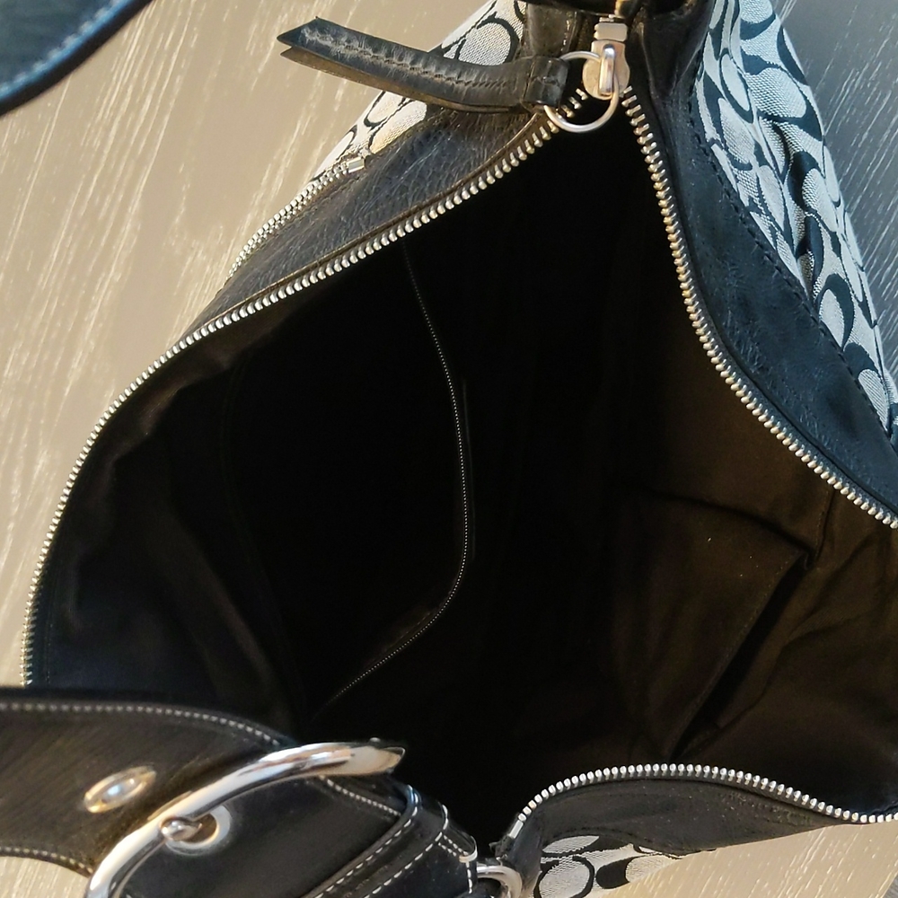 Coach handbag - Picture 3 of 3